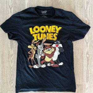Warner Bros. Looney Tunes Black T-Shirt with Yellow and Brown Characters